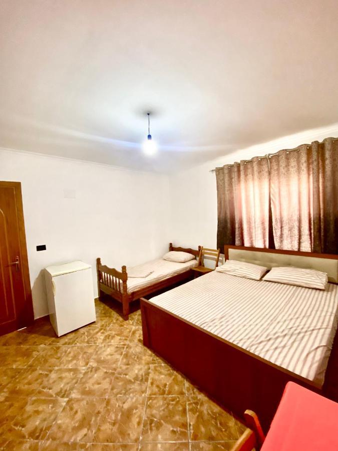 Villa Osmani Durres Exterior photo