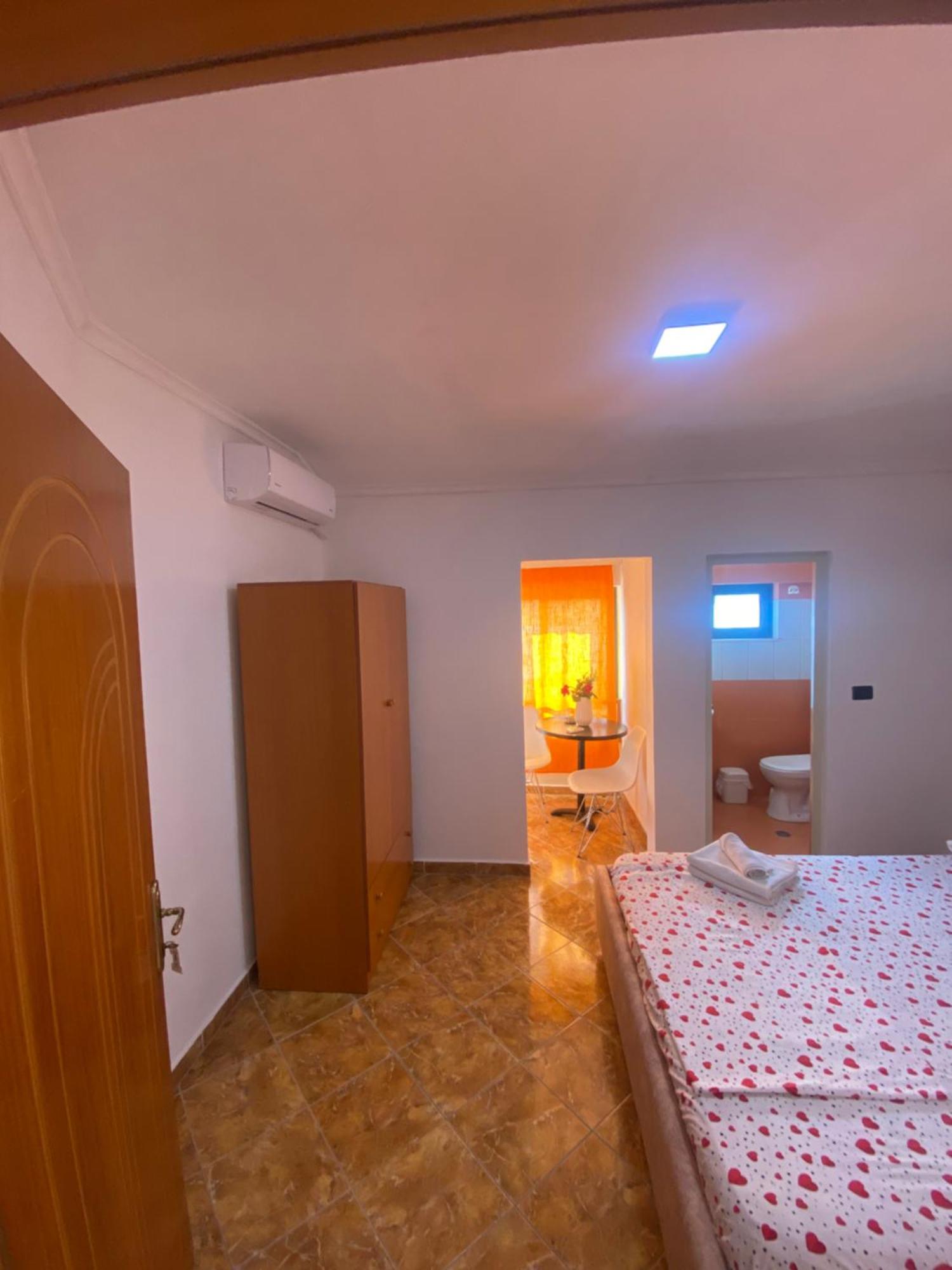 Villa Osmani Durres Exterior photo
