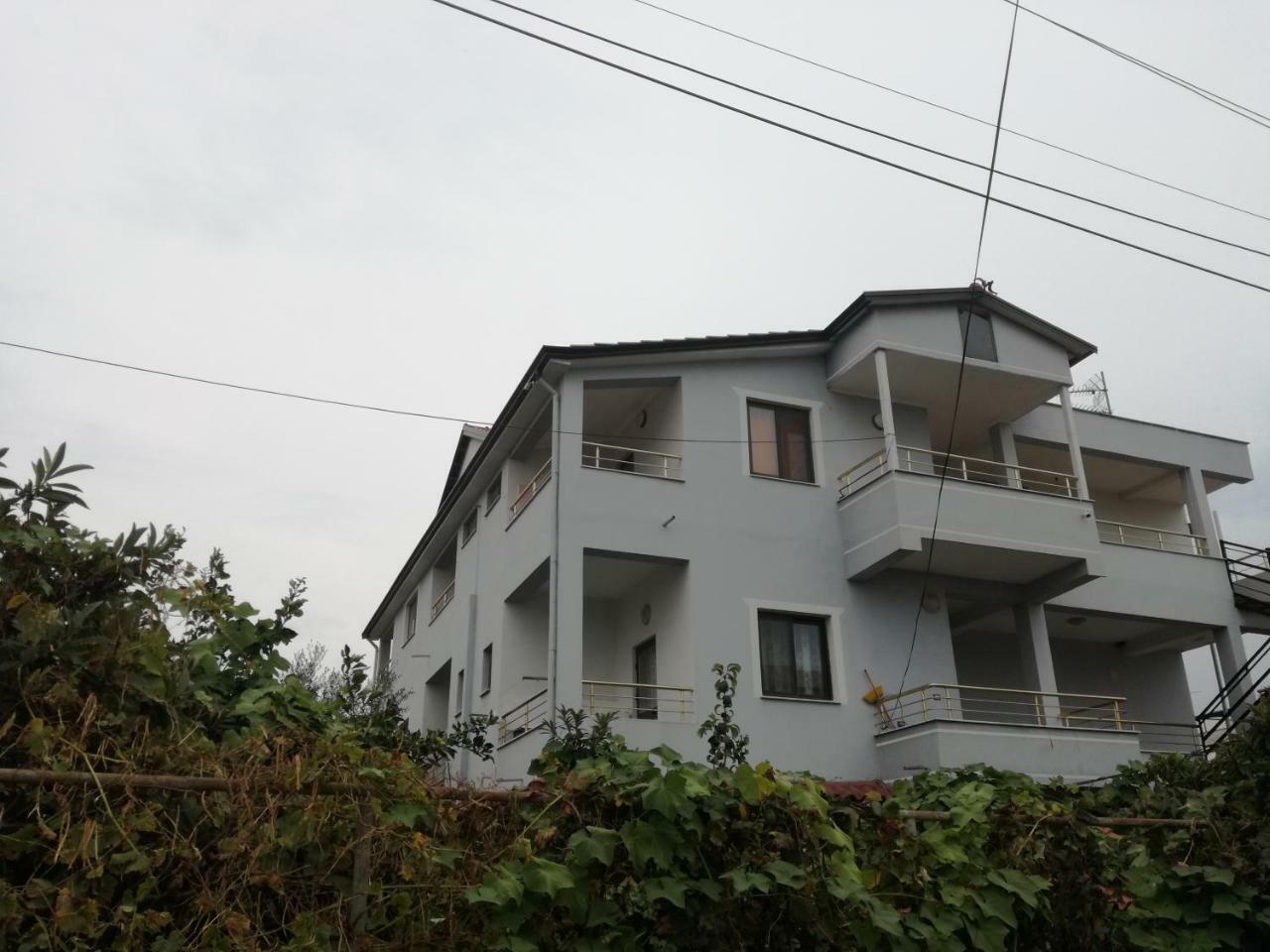 Villa Osmani Durres Exterior photo